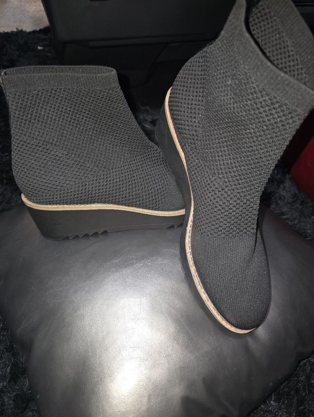 NWT Bandolino Black Stretch Wedge Booties with Contrast Trim Ladies Size 7.5